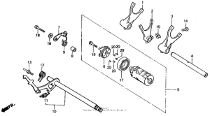 XL600V Вилка переключения передач