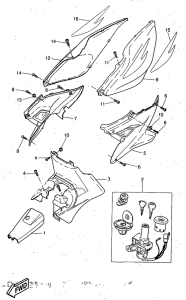 YQ50 Боковые обтекатели