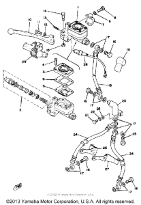 XS750E_227 - 1978 Front master cylinder - brake hose