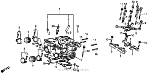 VF700F Задняя головка цилиндров