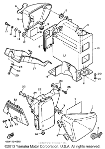 XV700NC Боковые обтекатели