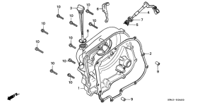CD250 Крышка картера правая