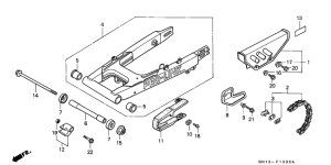 XR80R Rear fork / chain case