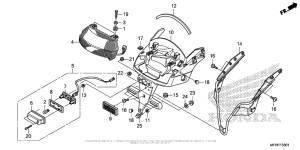 VT1300CX Taillight + License Light (2)