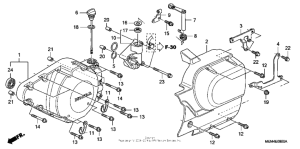 VTX1300C Крышка картера левая