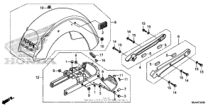 VT750CA Rear fender (1)
