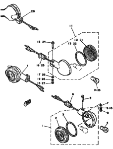 RD250LC Поворотники
