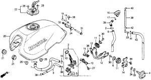 CB1000F Топливный бак