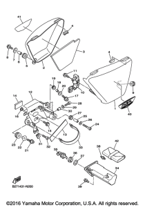 SR400 Боковые обтекатели