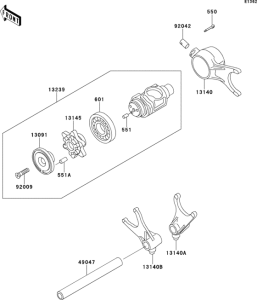  Валы и вилки переключения передач