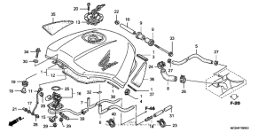 ST1300 Топливный бак