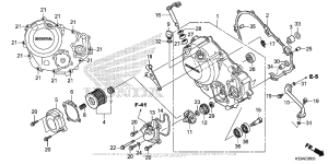 CB300F Крышка картера правая