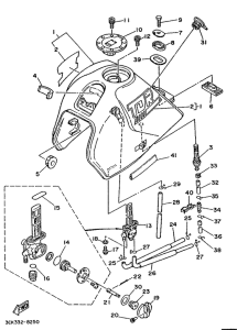 TDR250 Топливный бак