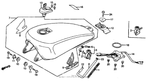 VF700C Fuel tank 85-86