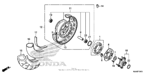 VT750C2B Rear wheel (1)