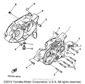 YSR50U Картер двигателя