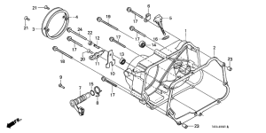 Z50J Крышка картера правая