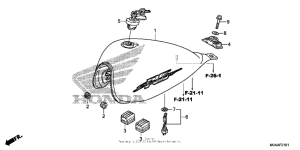 VT750RS Топливный бак