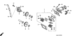 CRM125R Oil pump / reed valve