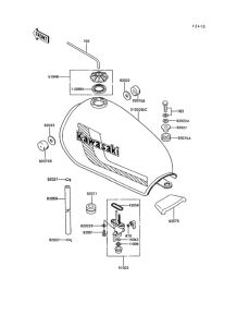 KE100 Топливный бак