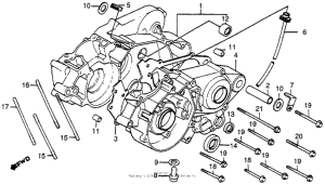 CR80R Картер двигателя