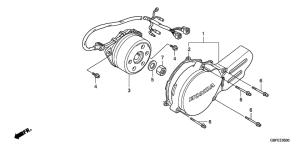 CR85R Крышка картера левая