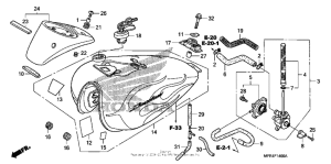 VT750C2 Топливный бак
