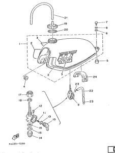 DT125MX Топливный бак