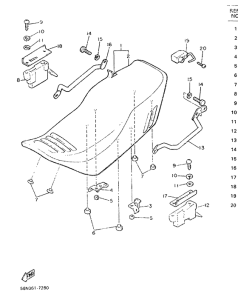 XJ900F Сиденье