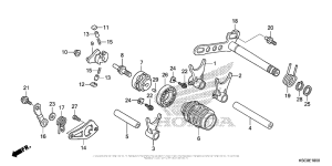  Вилка переключения передач
