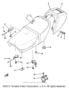 RD400F Сиденье