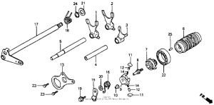 CR80R Вилка переключения передач