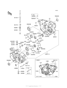  Картер двигателя