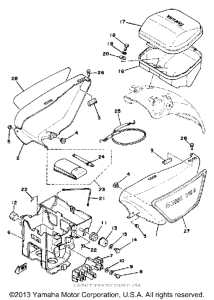 XS750E_227 - 1978 Side cover - battery box
