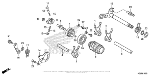  Вилка переключения передач