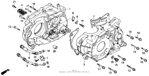  Картер двигателя