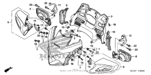 ST1300P (ABS) Верхний обтекатель