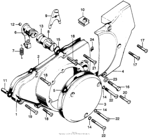 CL175 Крышка картера левая