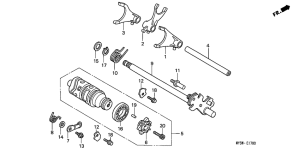  Вилка переключения передач