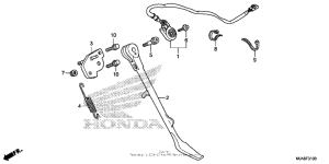 VT750C2B Подножка