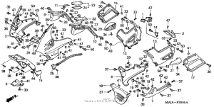 ST1100 Обтекатель