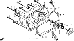 CT70 Крышка картера правая