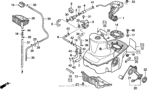 ST1100 Топливный бак